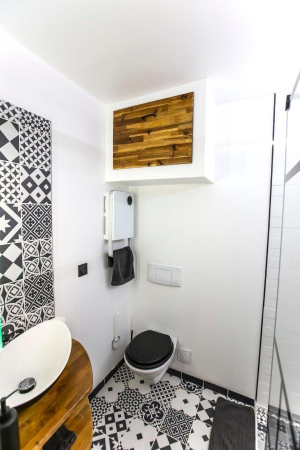 Apartamento Douceur Au Coeur Du Panier Marsella Exterior foto